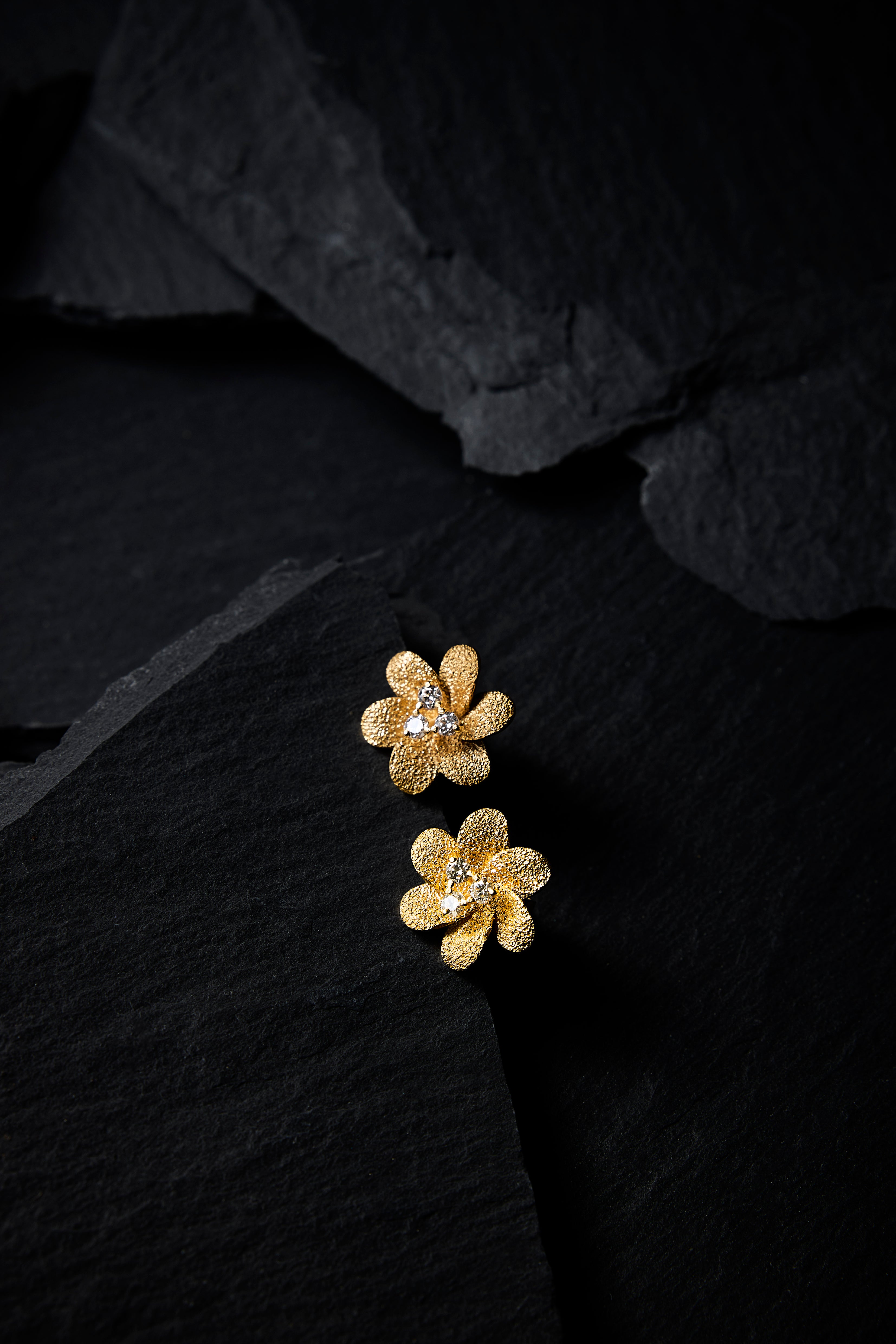 Petite Fleur Earrings