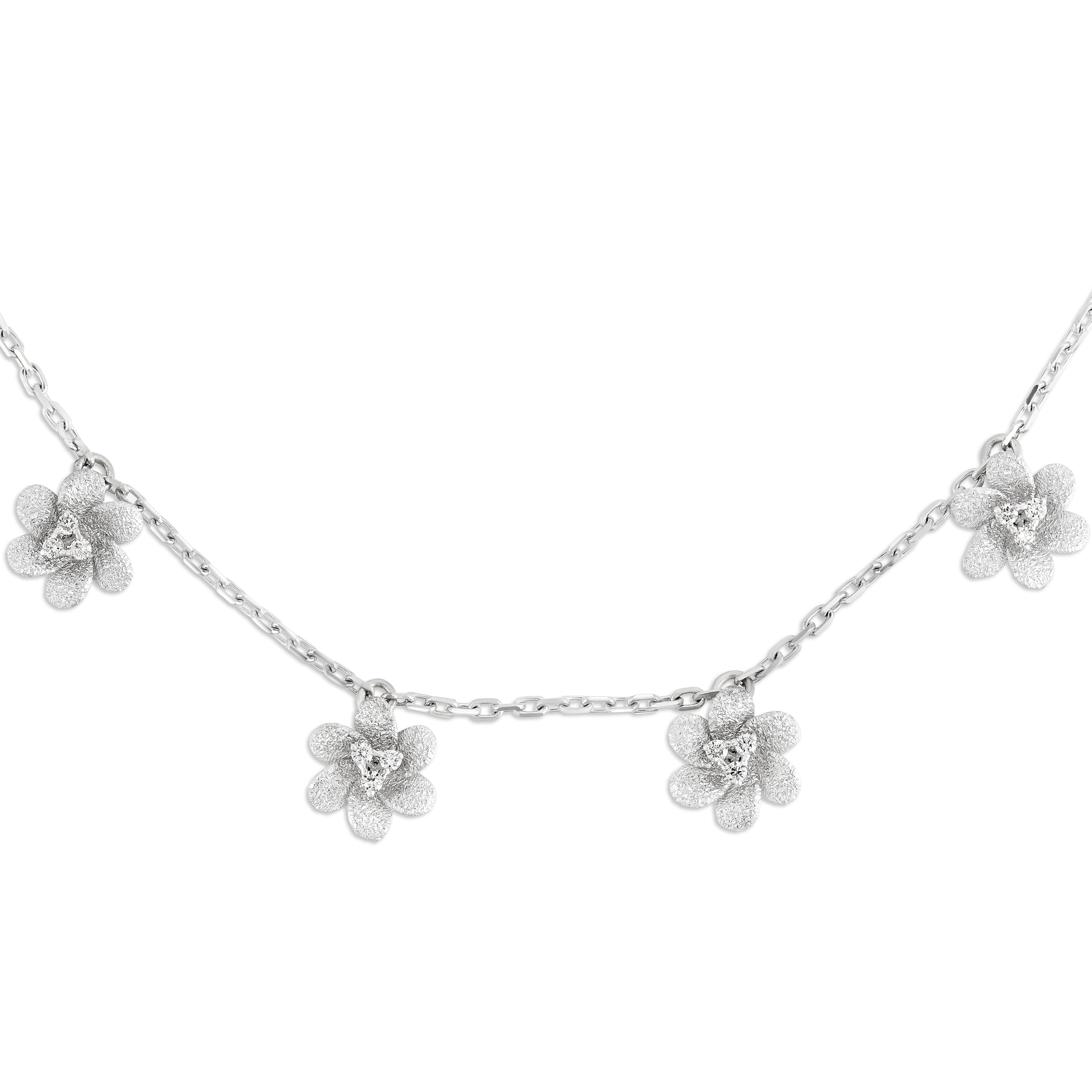 Petite 6 Motif Fleur Necklace