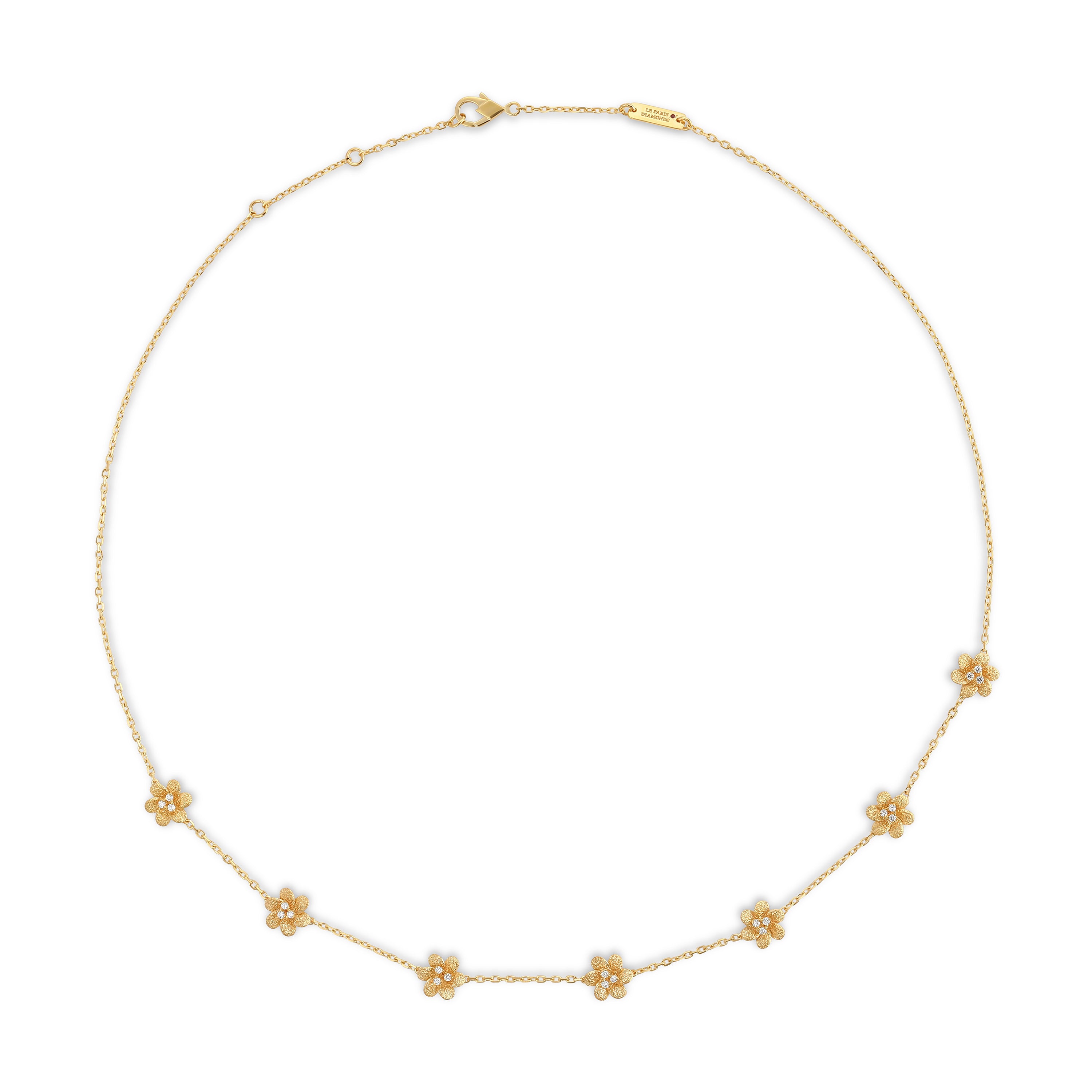 Petite 7 Motif Fleur Necklace
